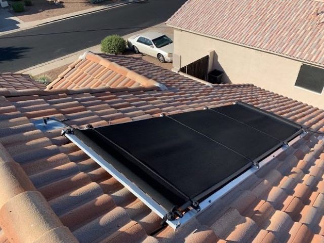 Tile roof with solar screen